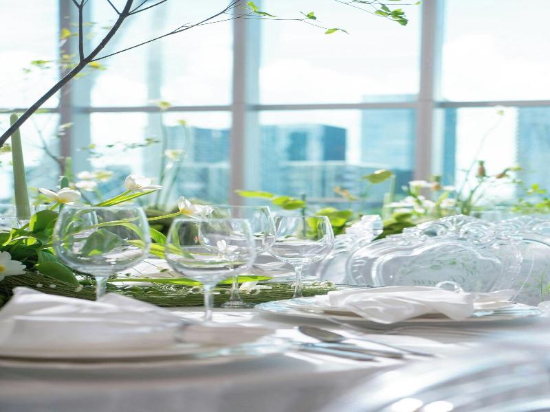 Le Meridien Saigon image
