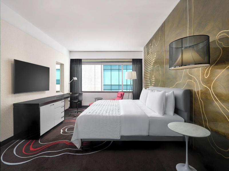 Le Meridien Saigon image
