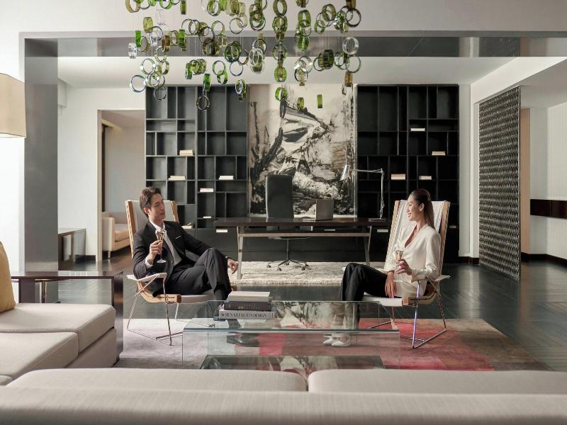 Le Meridien Saigon image