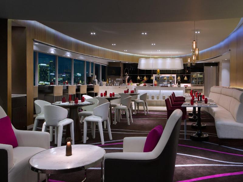 Le Meridien Saigon image