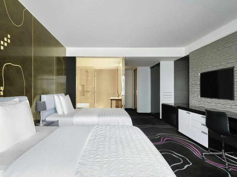 Le Meridien Saigon image