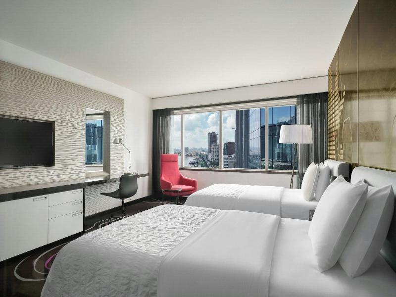 Le Meridien Saigon image