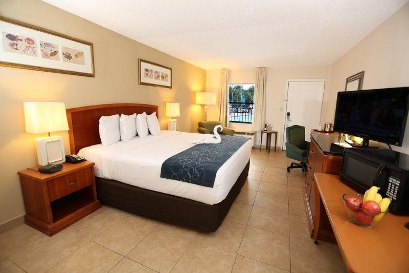 Seasons Florida Resort image