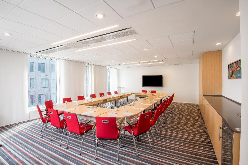 Crowne Plaza Copenhagen Towers image