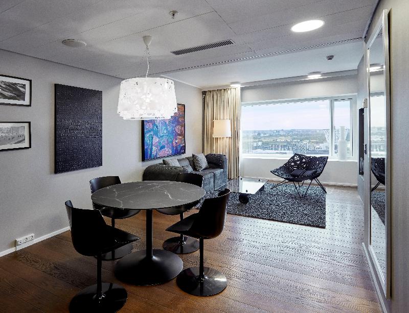 Crowne Plaza Copenhagen Towers image