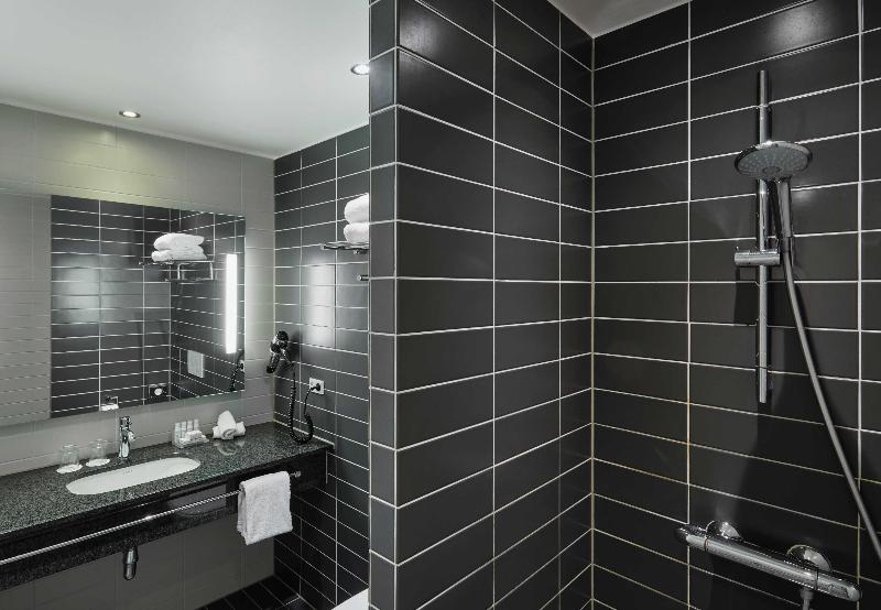 Crowne Plaza Copenhagen Towers image