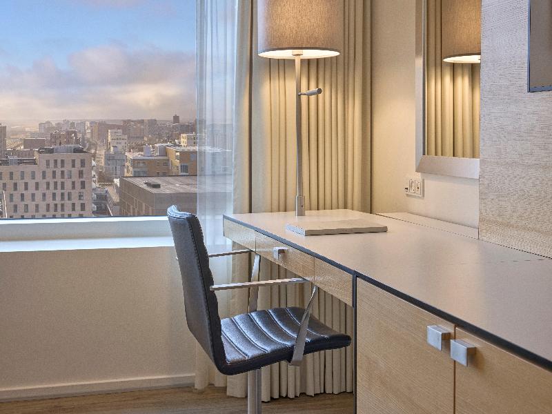 Crowne Plaza Copenhagen Towers image