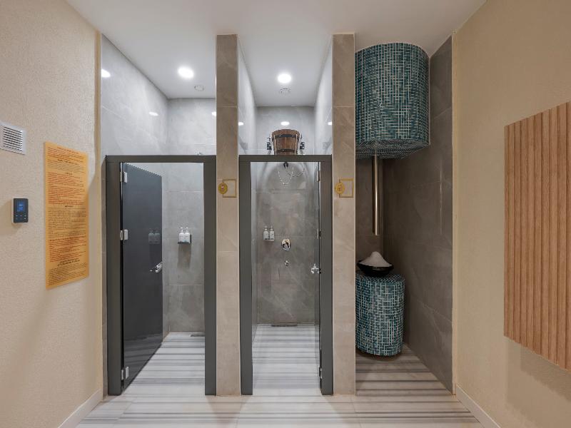 Crowne Plaza Istanbul - West image