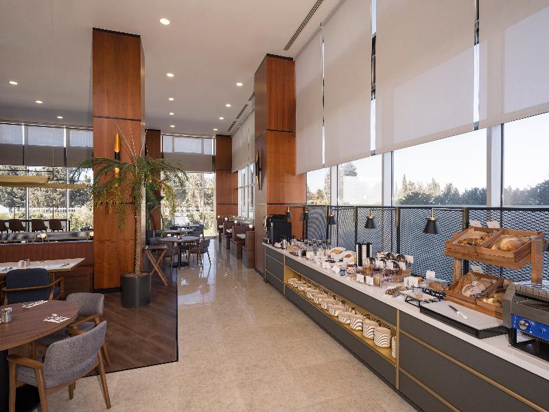 Crowne Plaza Istanbul - West image