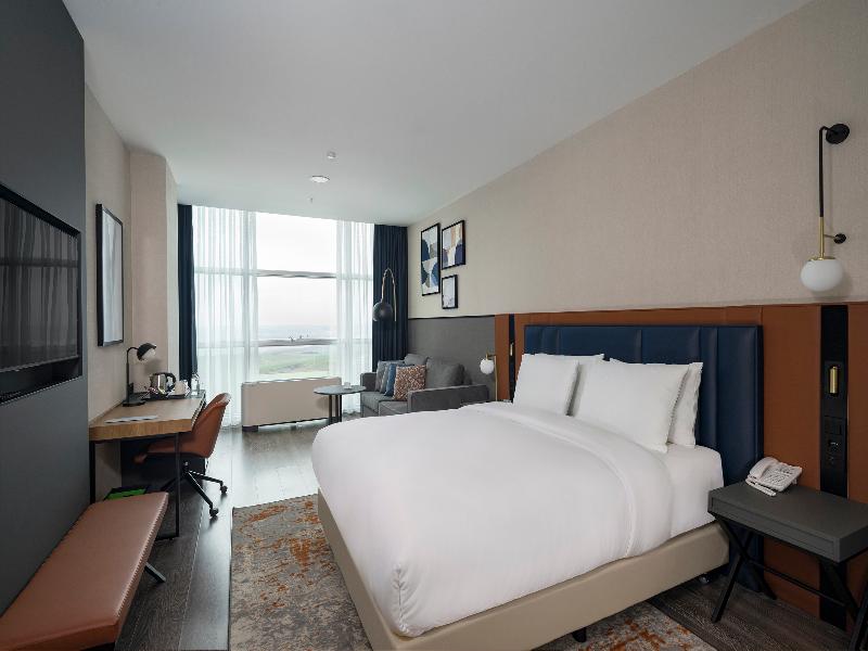 Crowne Plaza Istanbul - West image