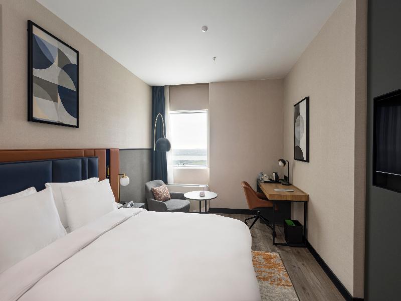 Crowne Plaza Istanbul - West image