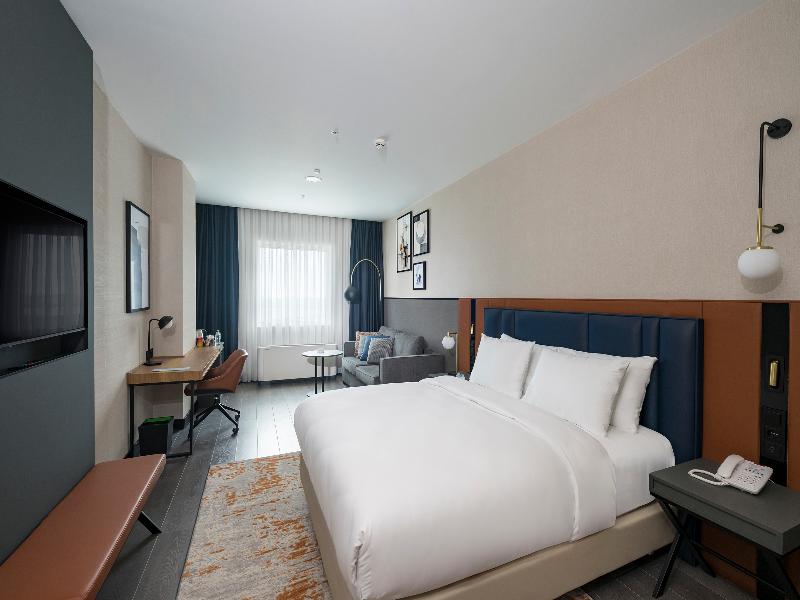 Crowne Plaza Istanbul - West image