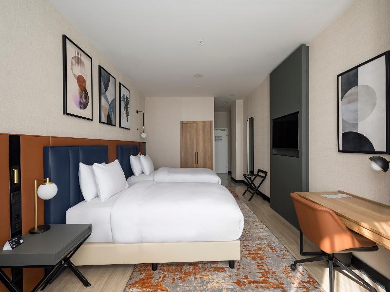 Crowne Plaza Istanbul - West image