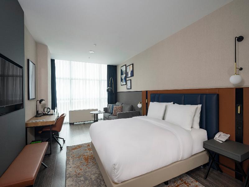 Crowne Plaza Istanbul - West image