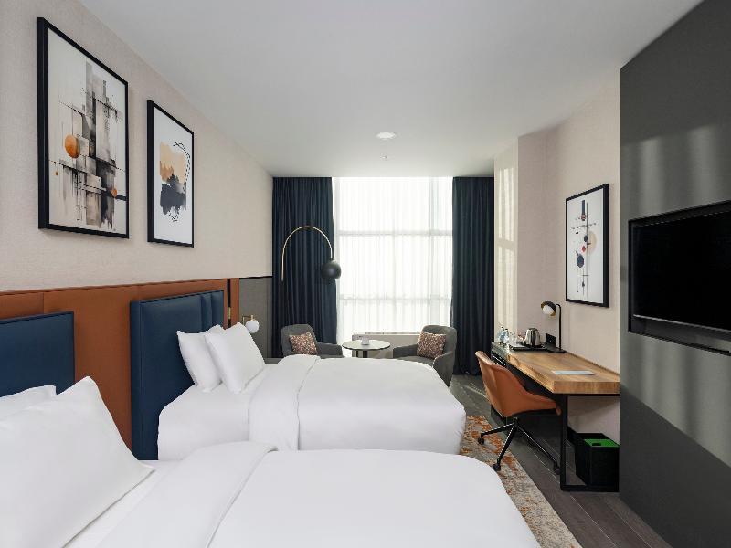 Crowne Plaza Istanbul - West image