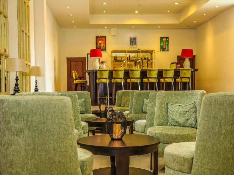 Oak Ray Regency Hotel image