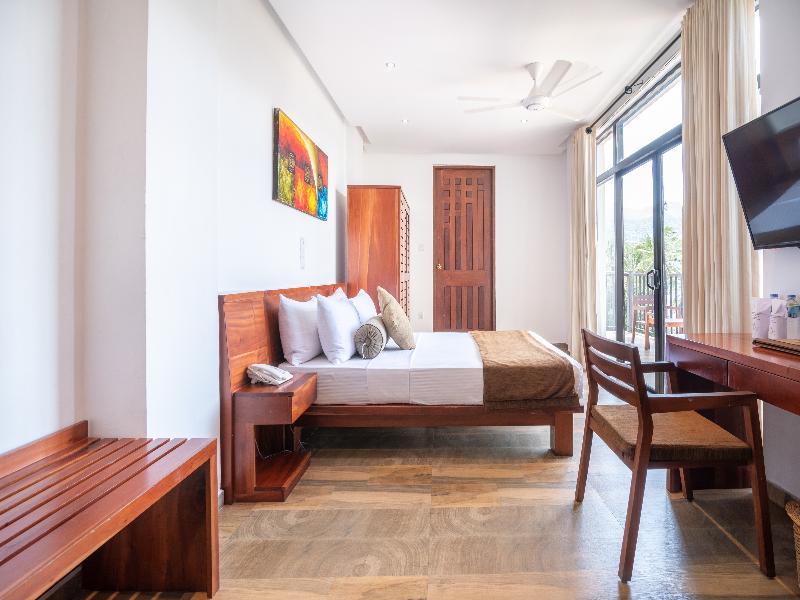 Oak Ray Regency Hotel image
