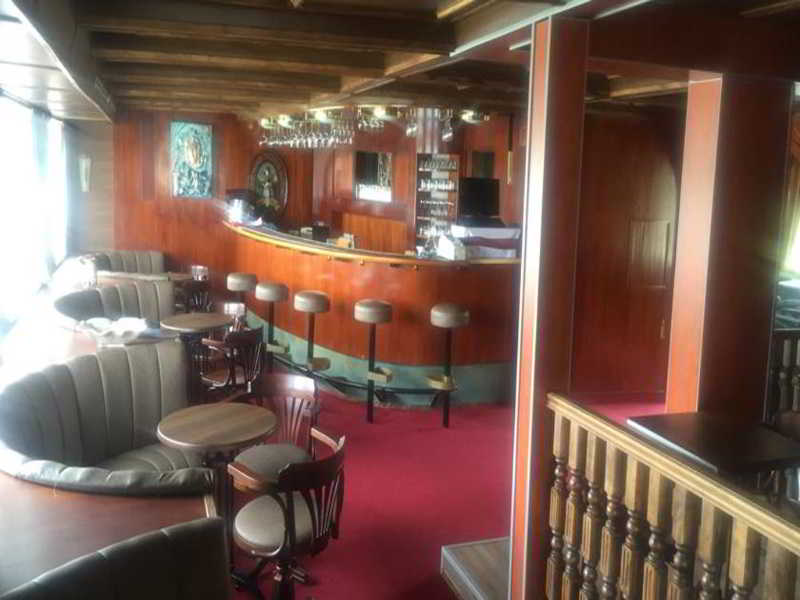 コンパス リバー シティ ボーテル