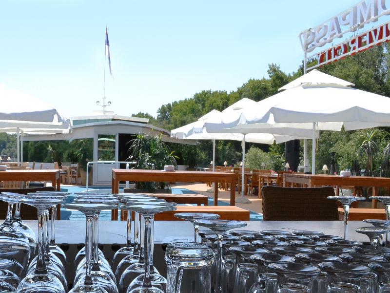 コンパス リバー シティ ボーテル