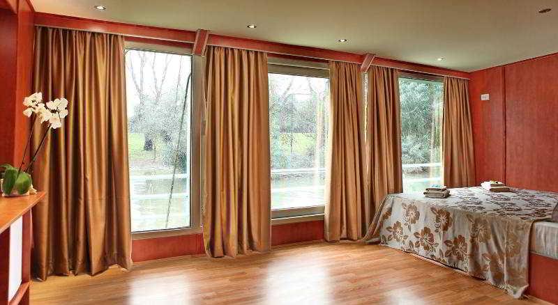 コンパス リバー シティ ボーテル