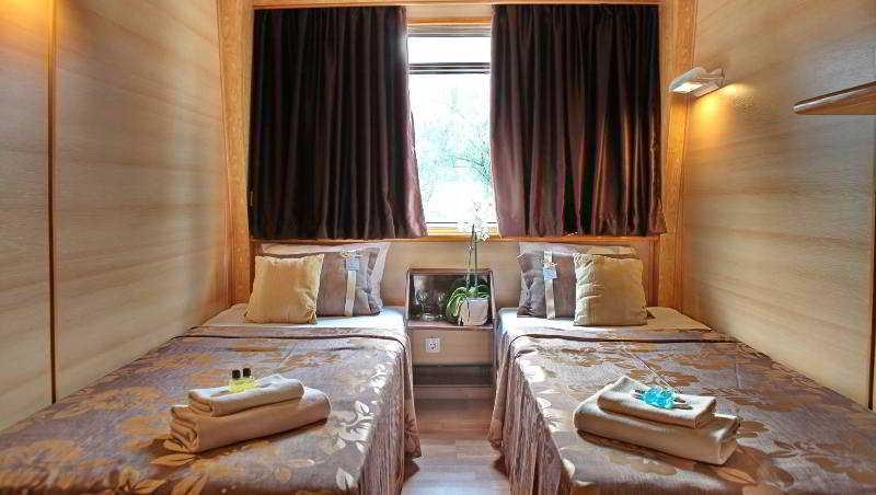 コンパス リバー シティ ボーテル