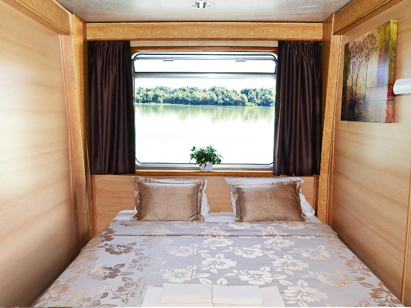 コンパス リバー シティ ボーテル