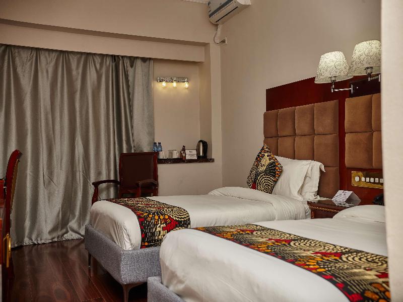 Best Western Plus Paramount Hotel image