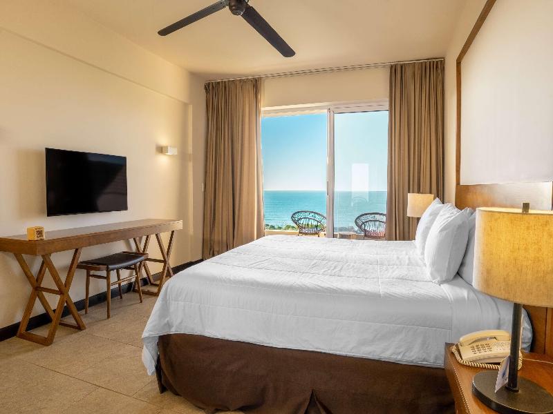 Wyndham Tamarindo image
