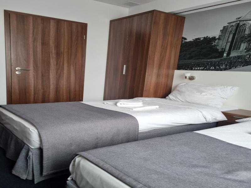 Terminal Hotel image