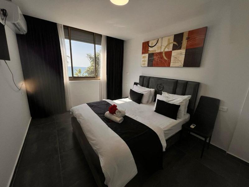 Elis Hotel image