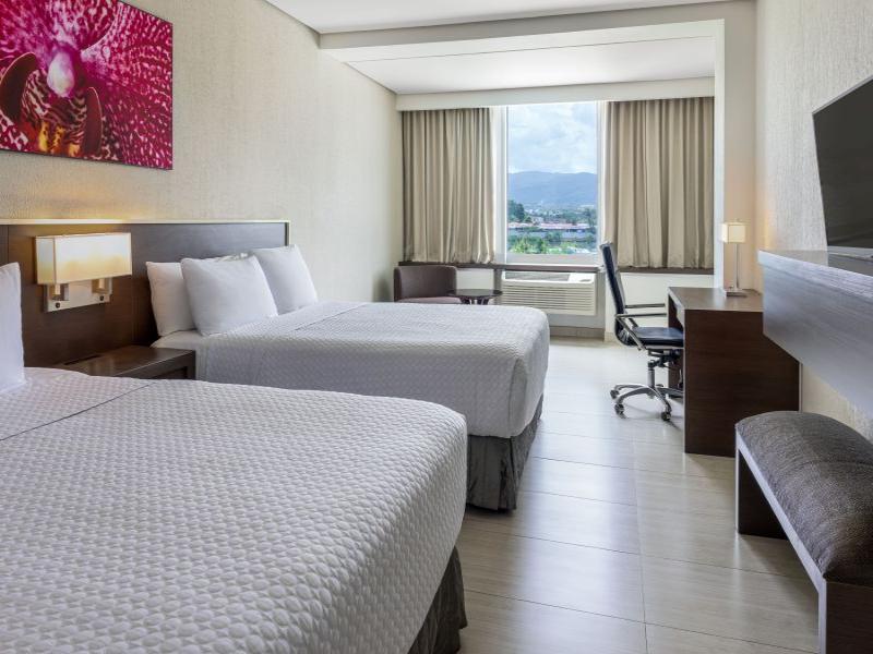 Crowne Plaza Panama Airport image