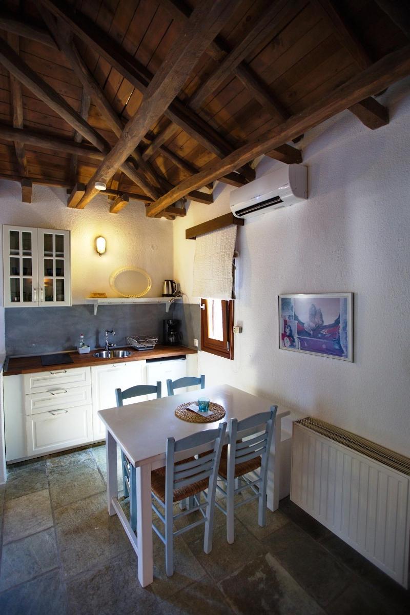 Aeolos image