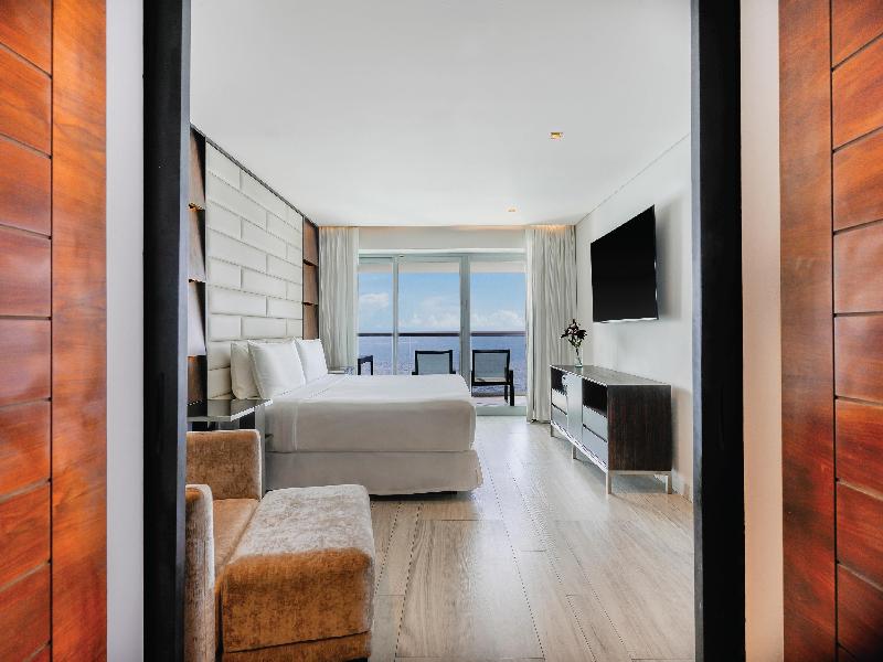Hilton Vallarta Riviera All Inclusive Resort image