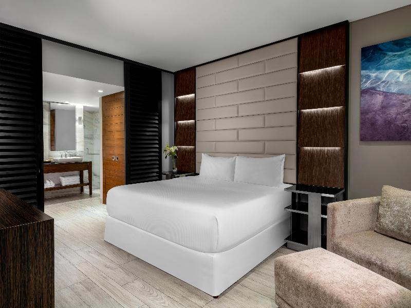 Hilton Vallarta Riviera All Inclusive Resort image