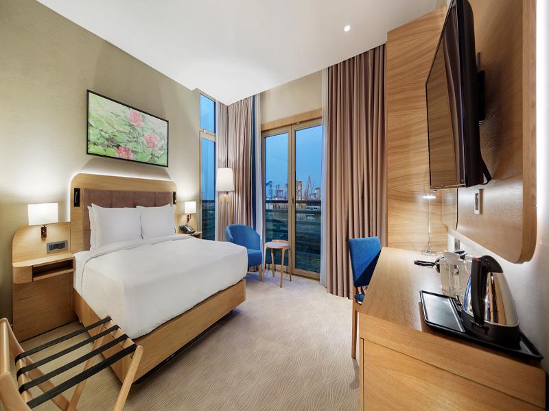 DoubleTree by Hilton Istanbul - Tuzla image