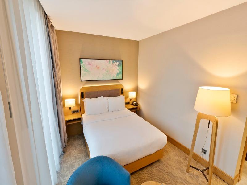 DoubleTree by Hilton Istanbul - Tuzla image