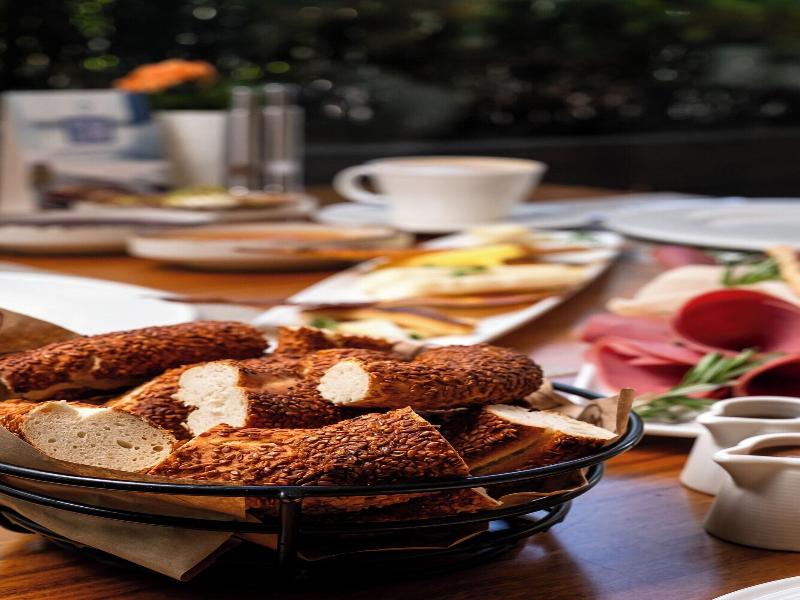 Delta Hotels by Marriott Istanbul Levent image