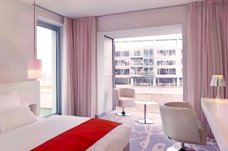 art'otel cologne powered by Radisson Hotels image