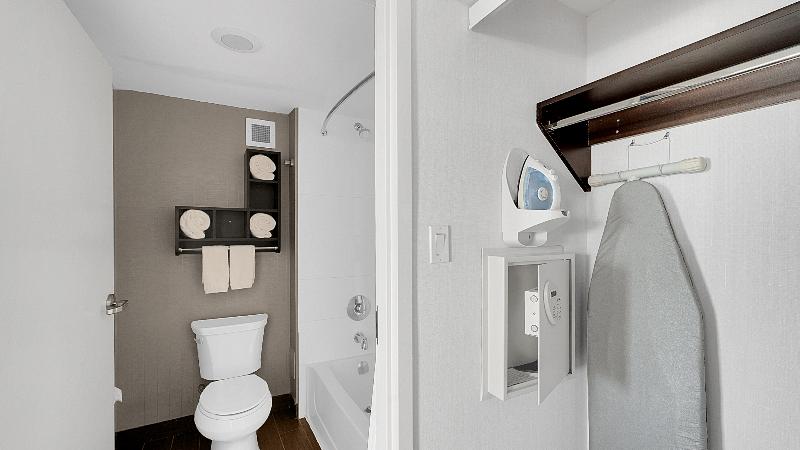 Hampton Inn & Suites by Hilton Toronto Markham image