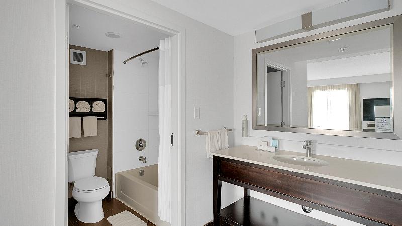 Hampton Inn & Suites by Hilton Toronto Markham image