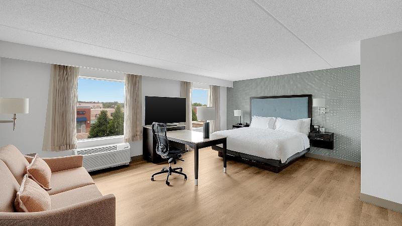 Hampton Inn & Suites by Hilton Toronto Markham image