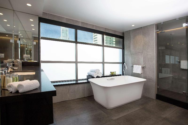 DoubleTree by Hilton Santiago - Vitacura image