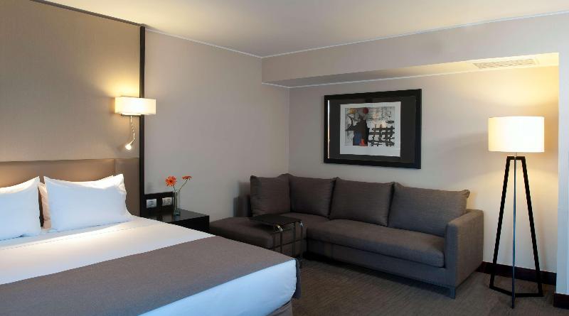 DoubleTree by Hilton Santiago - Vitacura image