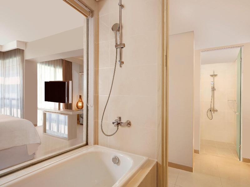 Four Points by Sheraton  Kuta image