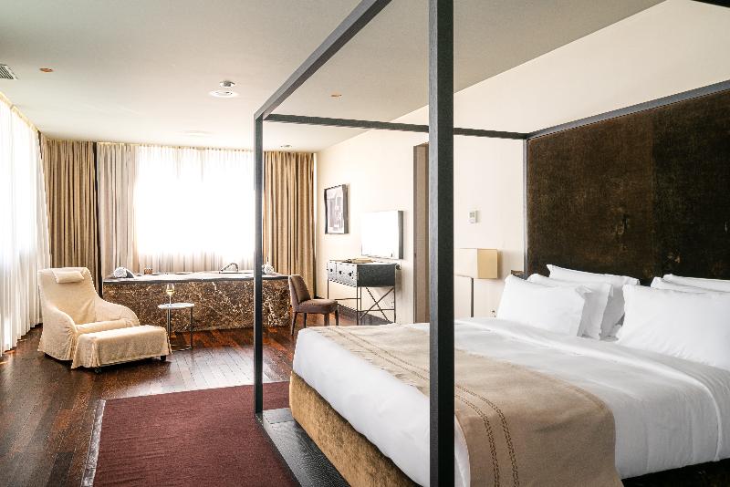 BERDS Hotel  image