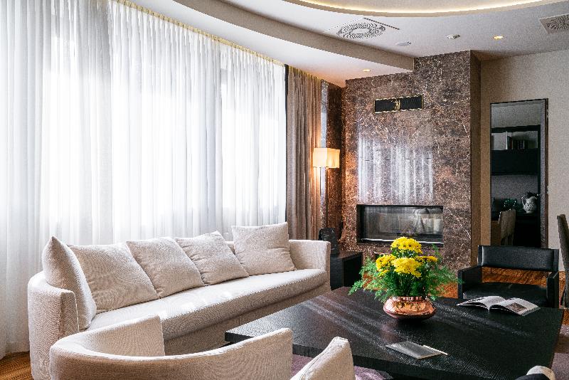 BERDS Hotel  image