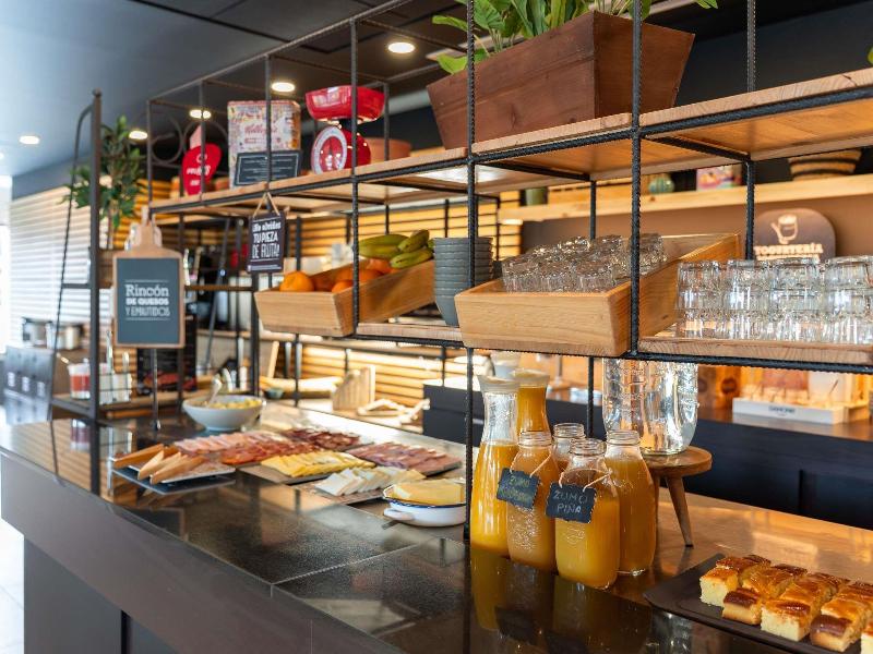 ibis Barcelona Mollet image