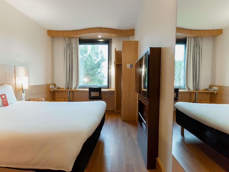 ibis Barcelona Mollet image