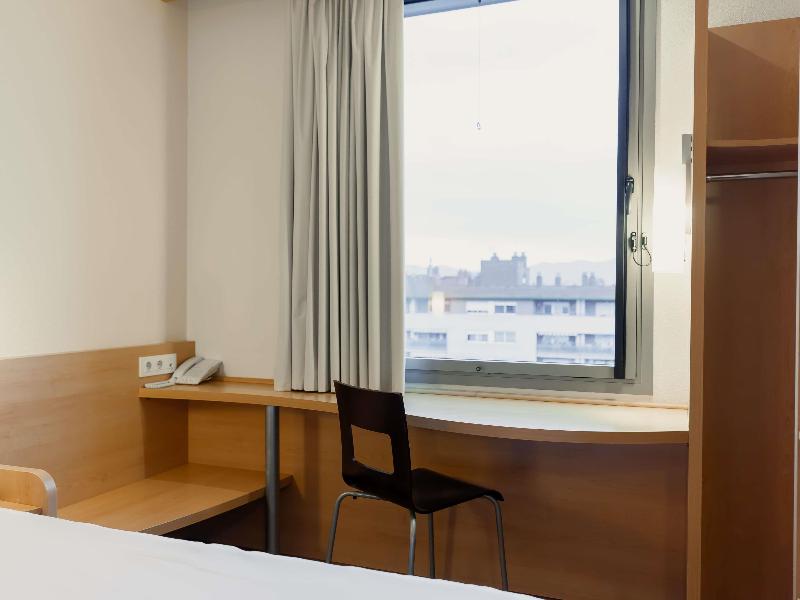 ibis Barcelona Mollet image