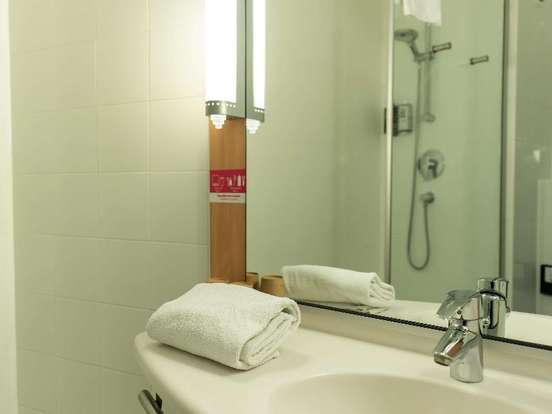 ibis Barcelona Mollet image